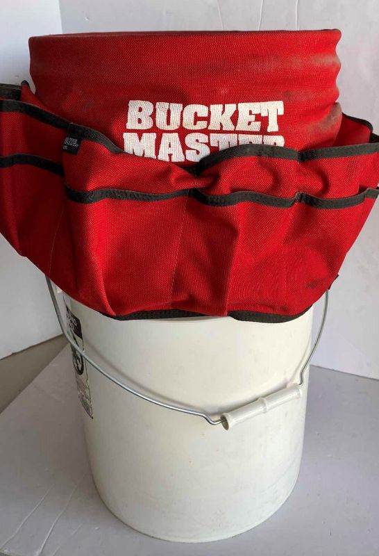Photo 4 of 2 BUCKETS WITH ONE TOOL HOLDER