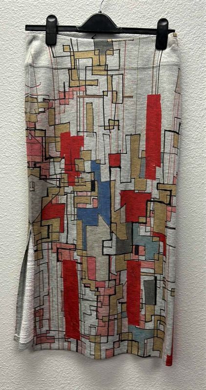 Photo 1 of NWT WOMEN'S SIZE SMALL SKIRT - WEARABLE ART with side slit $79.95 