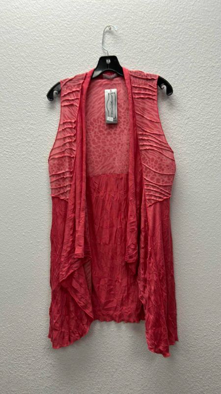 Photo 2 of NWT WOMEN'S SIZE MED - Sheer flowing vest $69.95