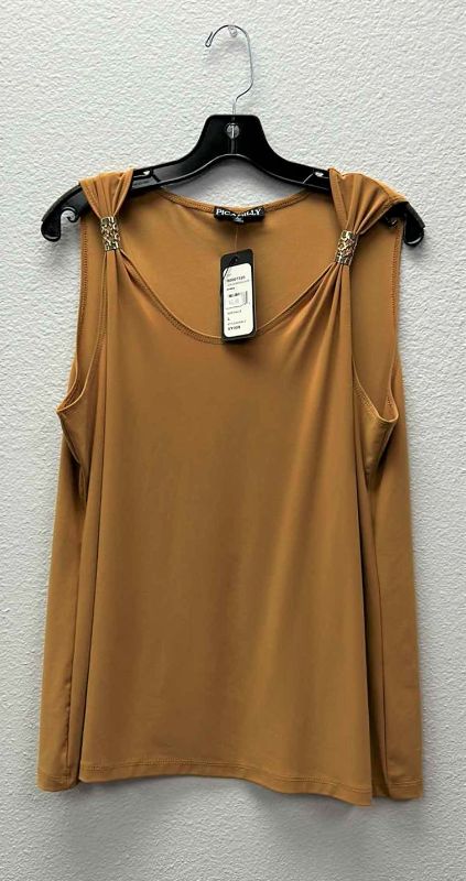 Photo 1 of NWT WOMEN'S SIZE LARGE - Amber woman’s blouse $45.95