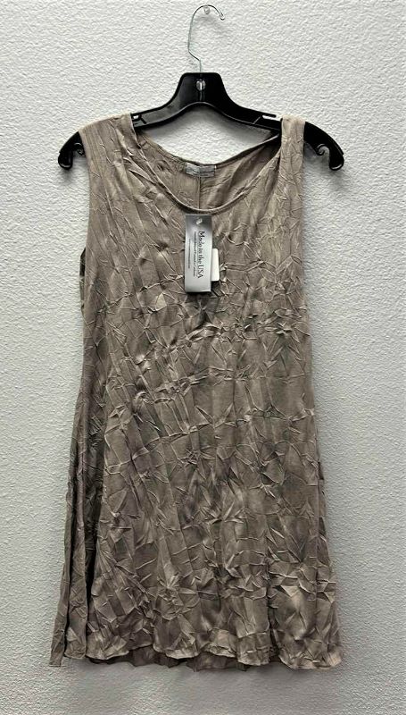 Photo 1 of NWT WOMEN'S SIZE LARGE -  sleeveless top $79.95