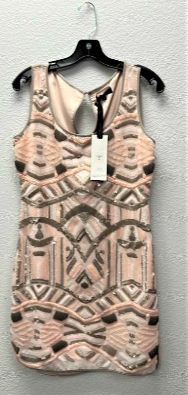 Photo 5 of NWT WOMENS SIZE XS -  DESIGNER HALE BOB COCKTAIL DRESS