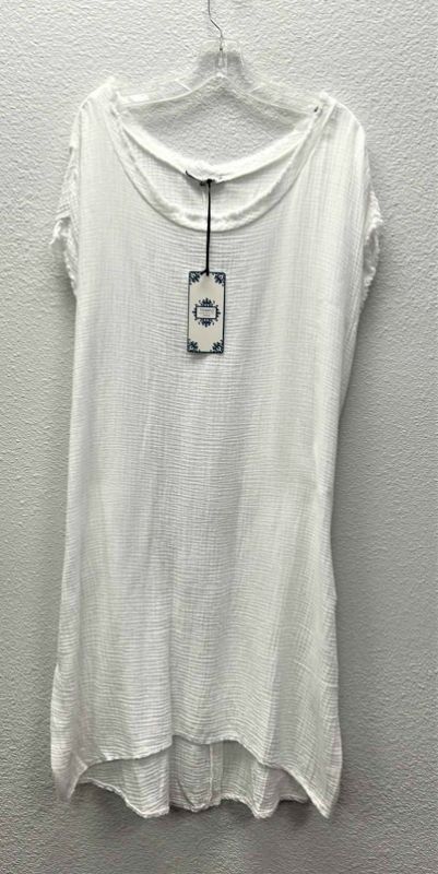 Photo 1 of NWT WOMEN'S SIZE SMALL/MED - TEMPO PARIS MADE IN ITALY DRESS