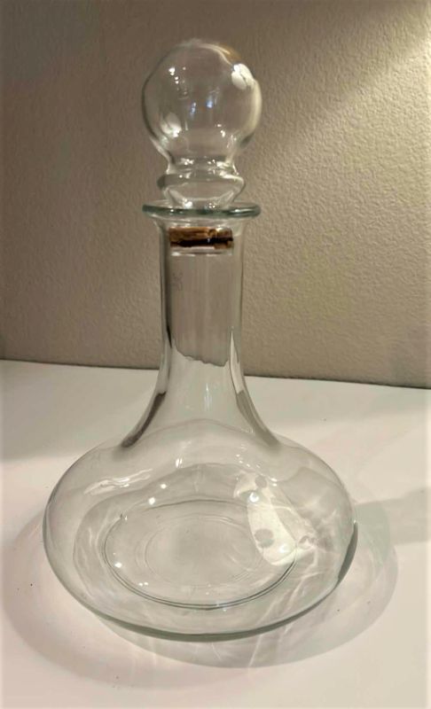 Photo 1 of VINTAGE GLASS/CRYSTAL WINE DECANTER 10.5”