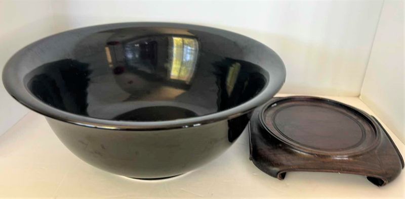 Photo 6 of LARGE CERAMIC BOWL WITH STAND (BOWL MEASURES 14.5" X 6"