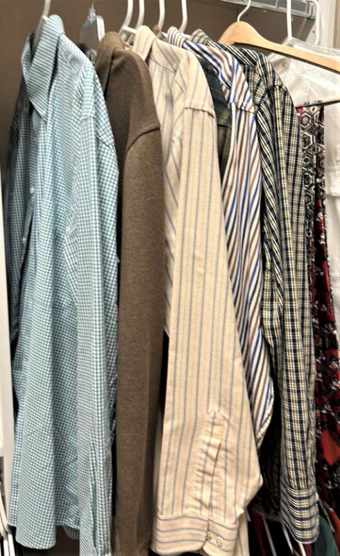Photo 1 of Men’s Clothing - shirt assortment mostly size large