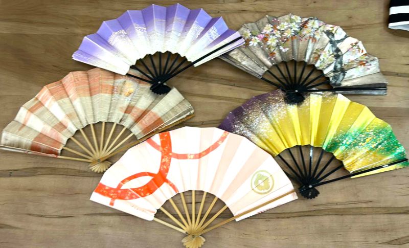 Photo 1 of 5 JAPANESE MAI SENSU FANS