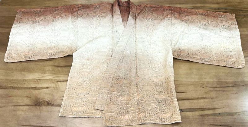 Photo 1 of KIMONO TOP