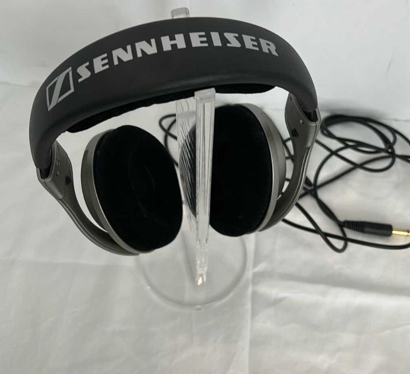 Photo 1 of SENNHEISER HEADPHONES