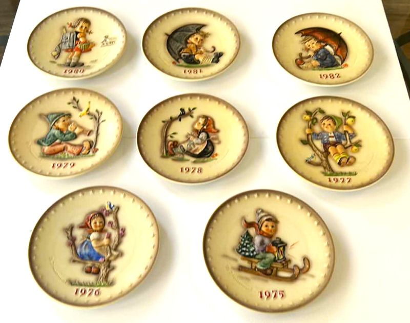 Photo 1 of 8 VINTAGE COLLECTIBLE HUMMEL PLATES 1975-1982