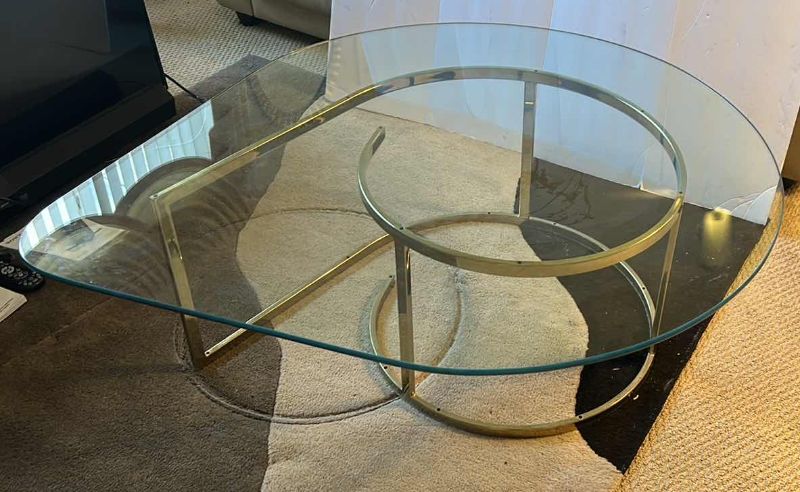 Photo 4 of VINTAGE HOLLYWOOD REGENCY TEARDROP GLASS AND BRASS COFFEE TABLE
