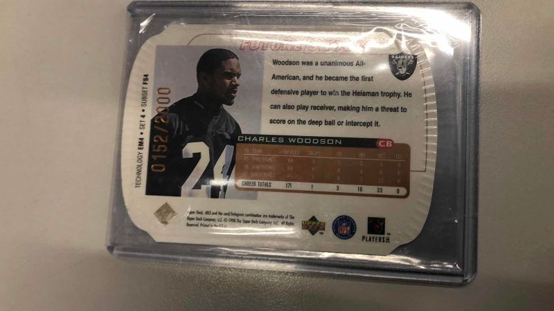 Photo 1 of 1998 UPPER DECK UD3 CHARLES WOODSON 152/2000 DIE CUT FOOTBALL CARD