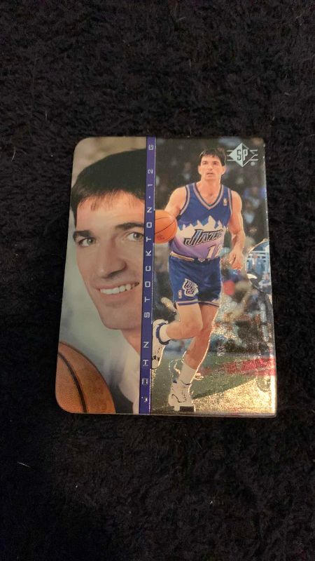Photo 1 of 1997 NBA JOHN STOCKTON PULL OUT BASKETBALL CARD