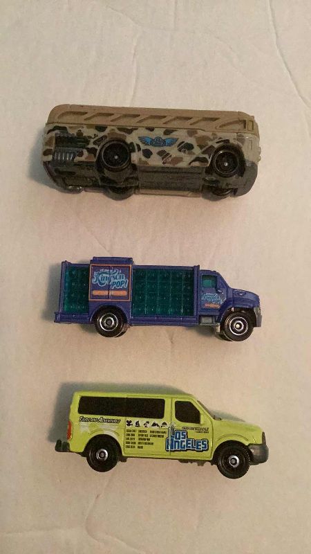 Photo 1 of 6-SERVICE HOT WHEELS AND MATCHBOX VEHICLES