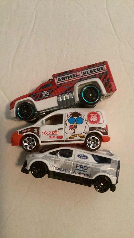 Photo 1 of 6-SERVICE HOT WHEELS AND MATCHBOX VEHICLES