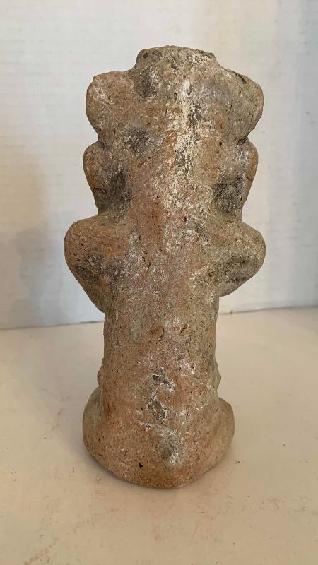 Photo 1 of PRE-COLUMBIAN STYLE AZTEC STONE FIGURE OF A DOG 7"
