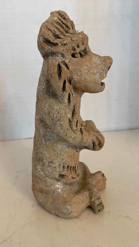 Photo 1 of PRE-COLUMBIAN STYLE AZTEC STONE FIGURE OF A DOG 7"