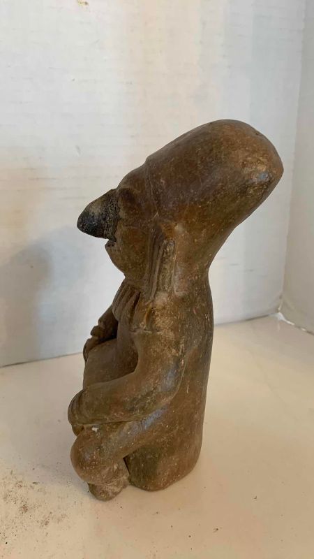Photo 1 of PRE-COLUMBIAN STYLE MALE SITTING ON STOOL STATUE 8”