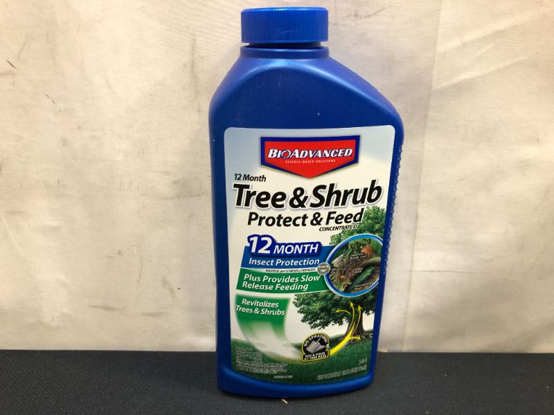 Photo 2 of BAYER ADVANCED 32-oz 12 Month Tree & Shrub Protect & Feed Qt Concentrate Liquid
