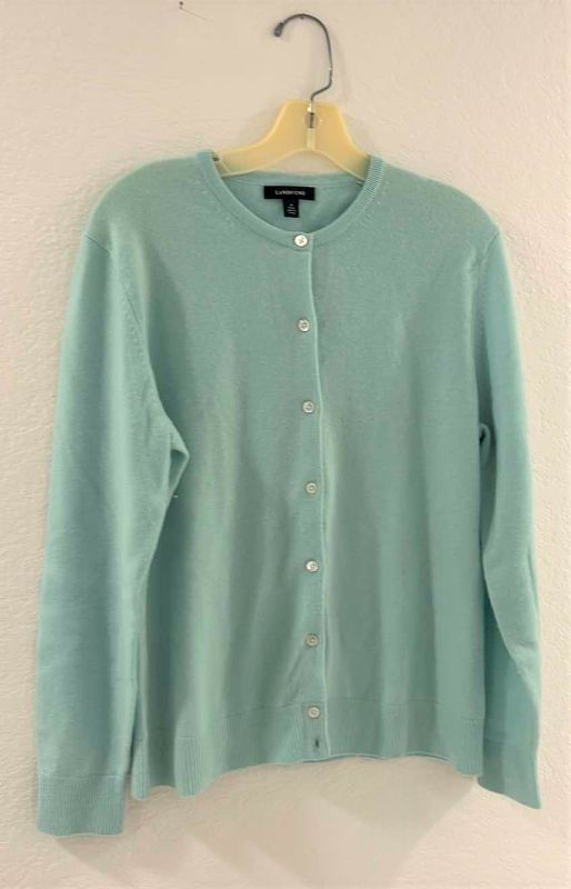 Photo 1 of CASHMERE SWEATER LANDS END SIZE M