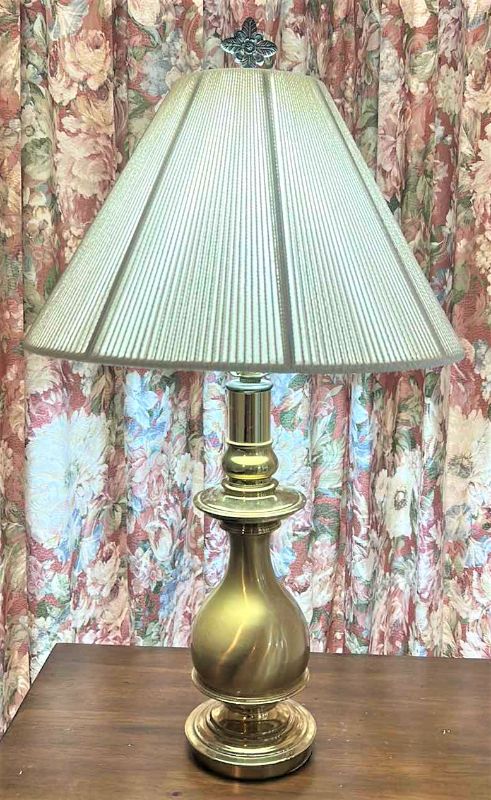 Photo 1 of BRASS TABLE LAMP WITH FLOWER FINIAL H27”