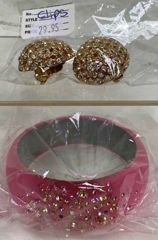 Photo 1 of NEW BRACELET AND CLIP ON EARRINGS COSTUME JEWELRY