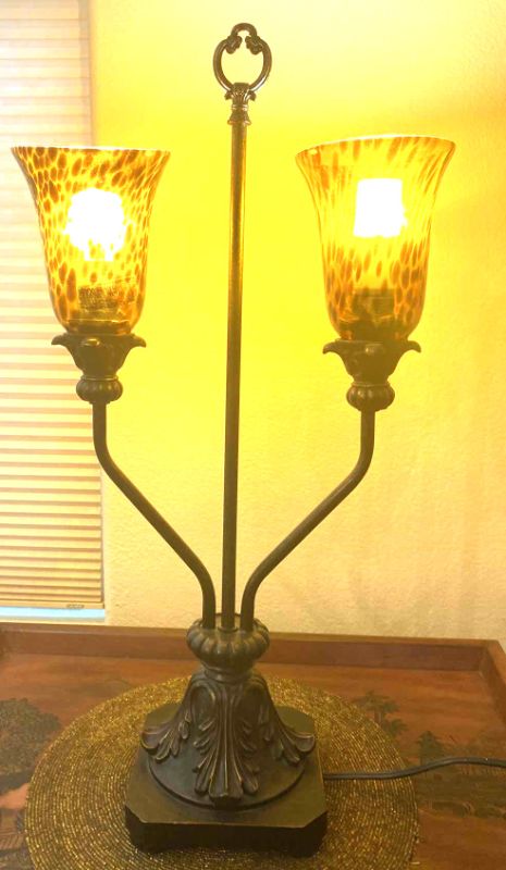 Photo 1 of HEAVY METAL TABLE LAMP H
26”