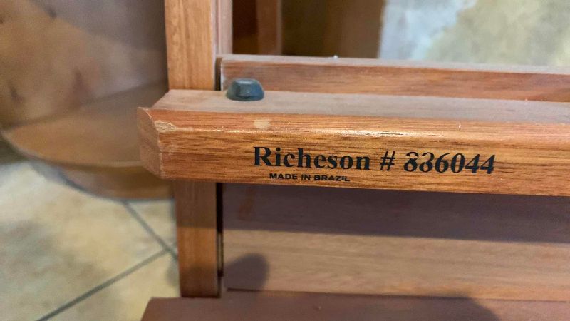 Photo 3 of RICHESON # 886044 PAINTING EASEL 18” X 16” H 59”