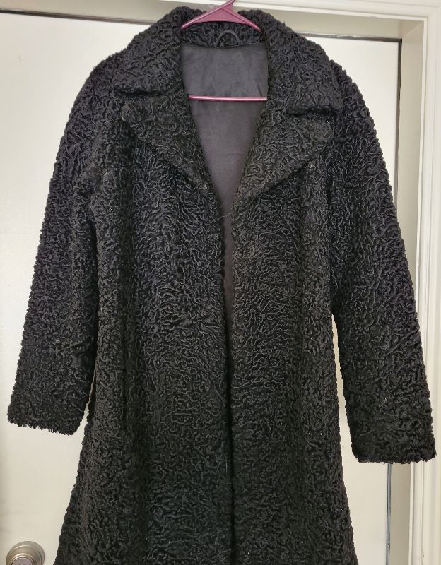 Photo 1 of LADIES PERSIAN LAMB WINTER COAT SIZE LARGE 