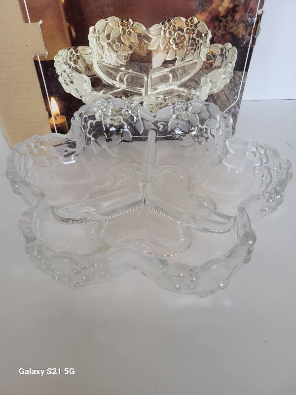 Photo 2 of CARMEN CRYSTAL THREE PART RELISH TRAY