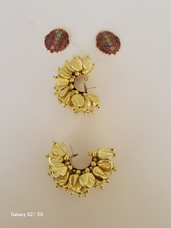 Photo 1 of COSTUME JEWELRY