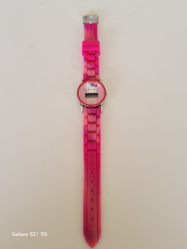 Photo 2 of SANRIO HELLO KITTY WATCH NEEDS BATTERY