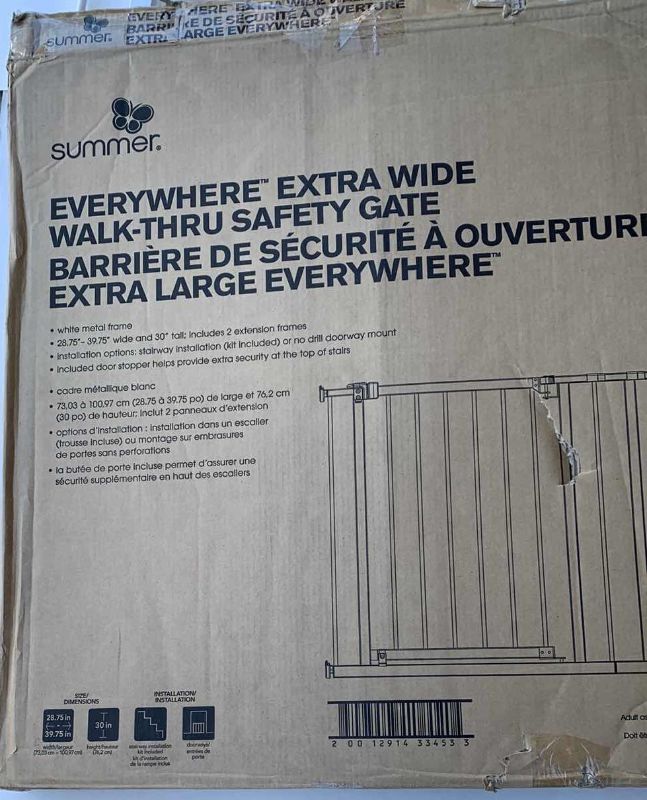 Photo 3 of SUMMER EVERYWHERE AND EXTRA WIDE WALK-THRU SAFETY GATE 30” X 29”-40” WHITE FINISH