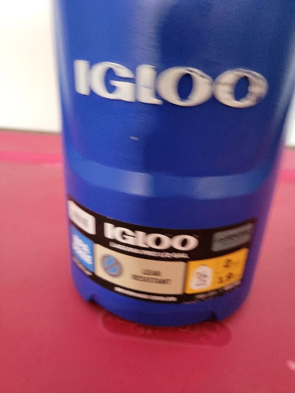 Photo 2 of IGLOO DRINK HOLDER