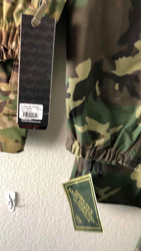 Photo 1 of 5 CAMOUFLAGED PANTS AND SHORTS SIZE M-L