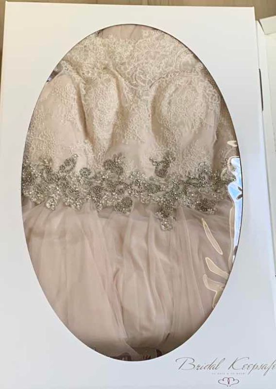 Photo 1 of ALLURE BRIDALS WEDDING DRESS SIZE 16