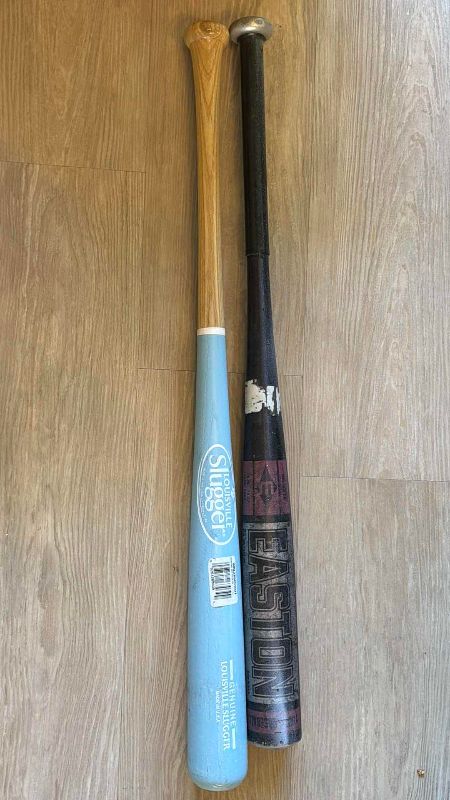 Photo 1 of 2-BASEBALL BATS LOUISVILLE SLUGGER AND EASTON
