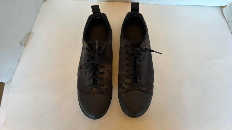 Photo 1 of ALTAMA MEN'S SHOES (SIZE 11.5)