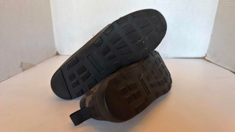 Photo 1 of ALTAMA MEN'S SHOES (SIZE 11.5)