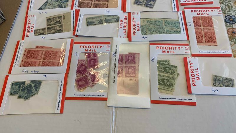 Photo 1 of VINTAGE UNITED STATES 3 CENT STAMPS