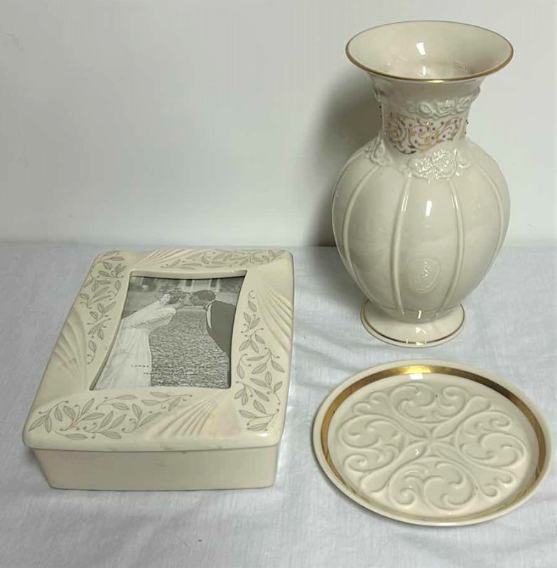 Photo 1 of 3 PIECE LENOX PORCELAIN ASSORTMENT