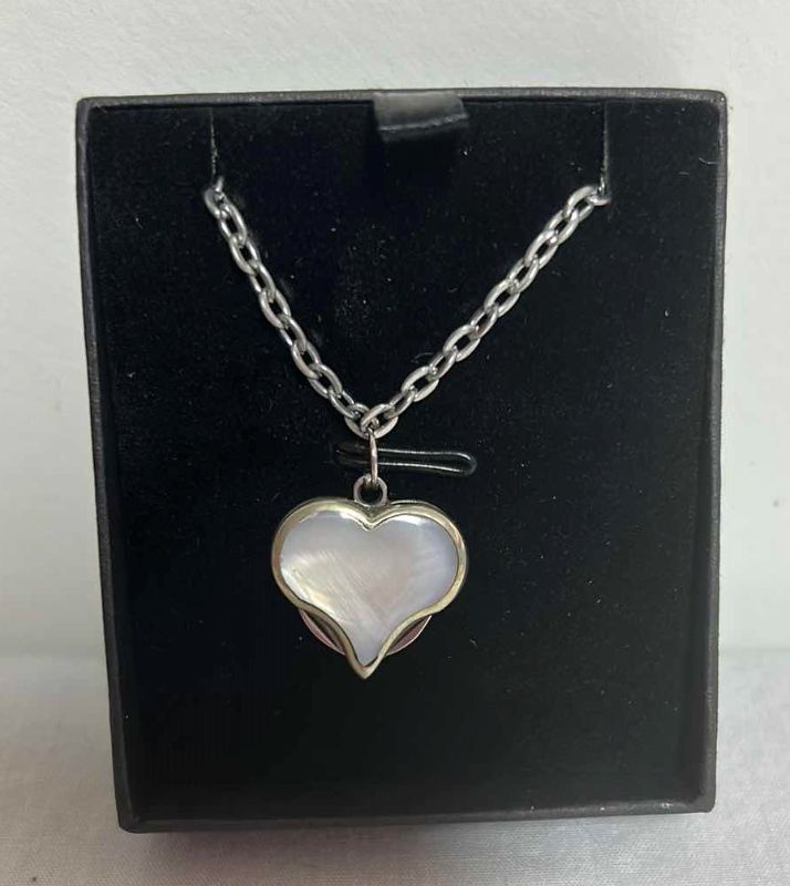 Photo 2 of SHELL HEART PENDANT NECKLACE W POP OUT SMALL CUTICLE KNIVES