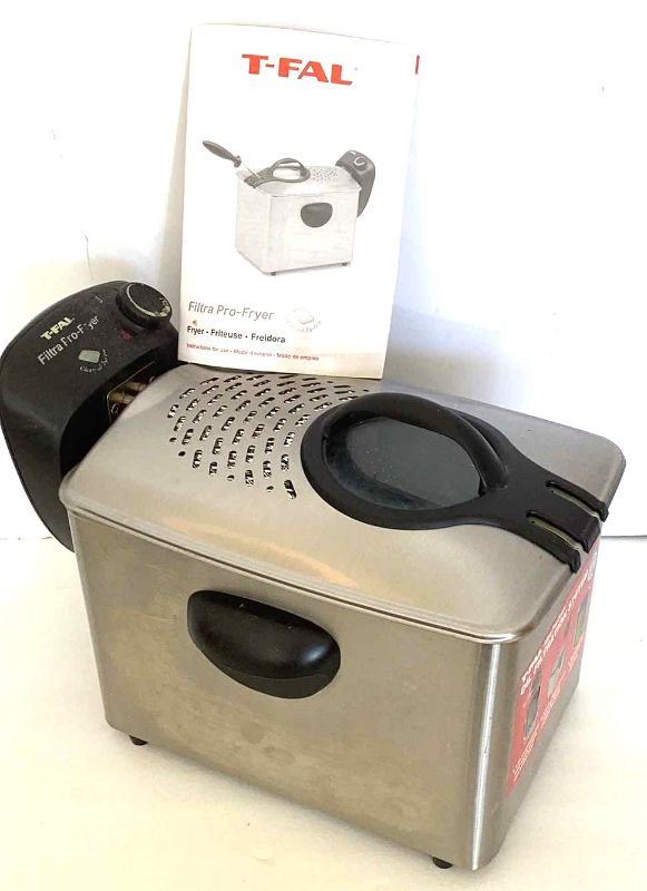 Photo 4 of TFAL FILTRA PRO FRYER