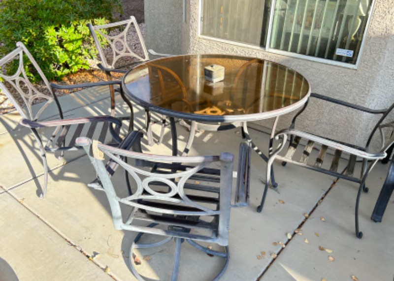 Photo 2 of 5 PIECE PATIO SET & CHAISE LOUNGE Patio table bronze metal Coleman 51” ROUND