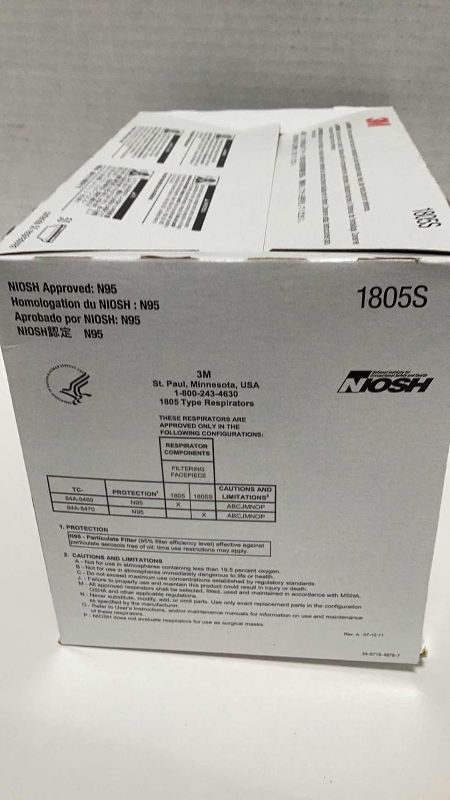 Photo 1 of 3M VFLEX N 95 PARTICULATE RESPIRATOR SURGICAL MASK SIZE SMALL BOX OF 50 1805S