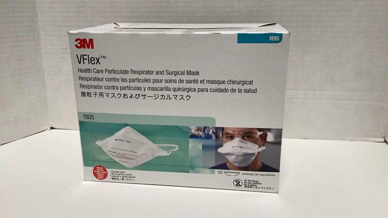 Photo 1 of 3M VFLEX N 95 PARTICULATE RESPIRATOR SURGICAL MASK BOX OF 50 1805