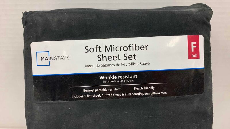 Photo 1 of BLACK FULL SIZE MICROFIBER SHEET SET