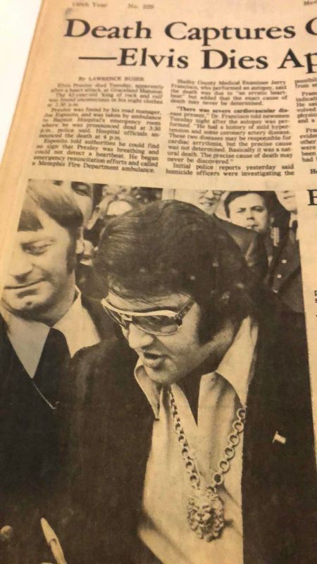 Photo 1 of VINTAGE DEATH IF ELVIS MEMPHIS TENNESSEE NEWSPAPER 1977