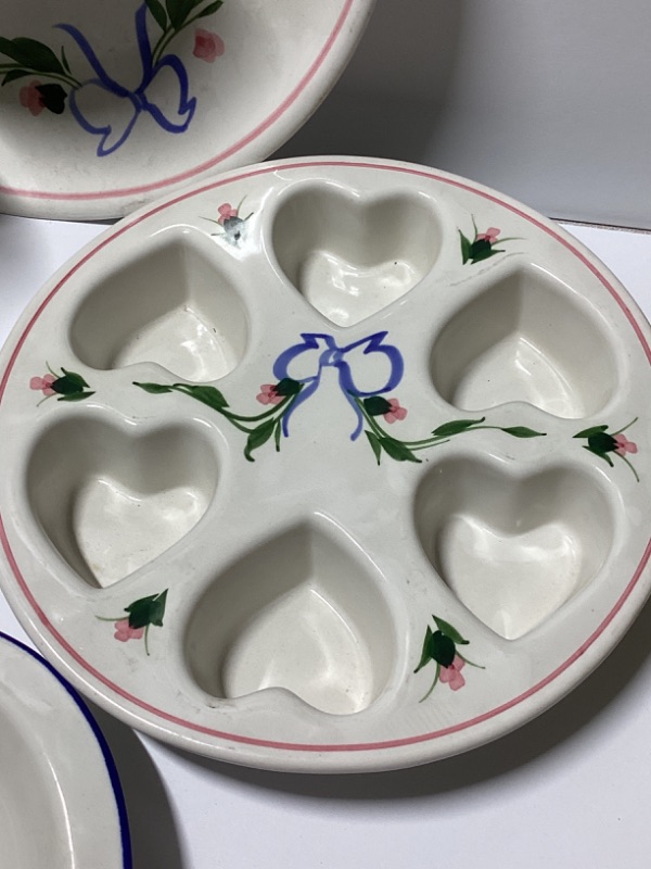 Photo 2 of @HOME IS WHERE THE HEART IS” - CLAY DESIGN 1990 & ASSORTED DECORATIVE KITCHEN BAKEWARE