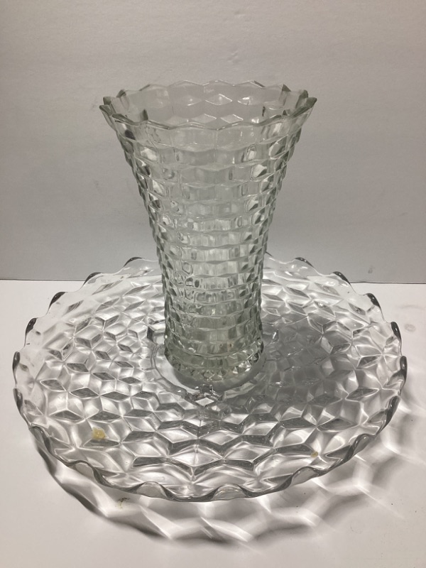 Photo 4 of VINTAGE HEAVY CLEAR SQUARE & TEARDROP PATTERNED BOWL & MORE